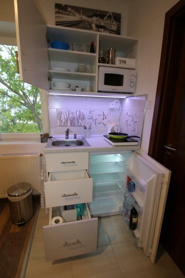 Szent Iván Apartman Eger Esterno foto